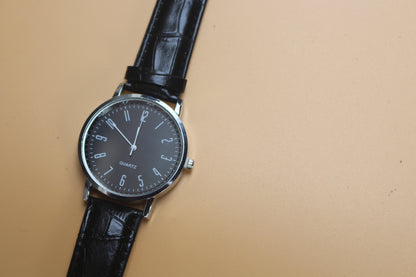 Black Silver Leather Strap Watch