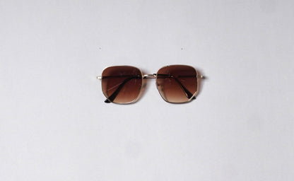 wide frame city style sunglasses