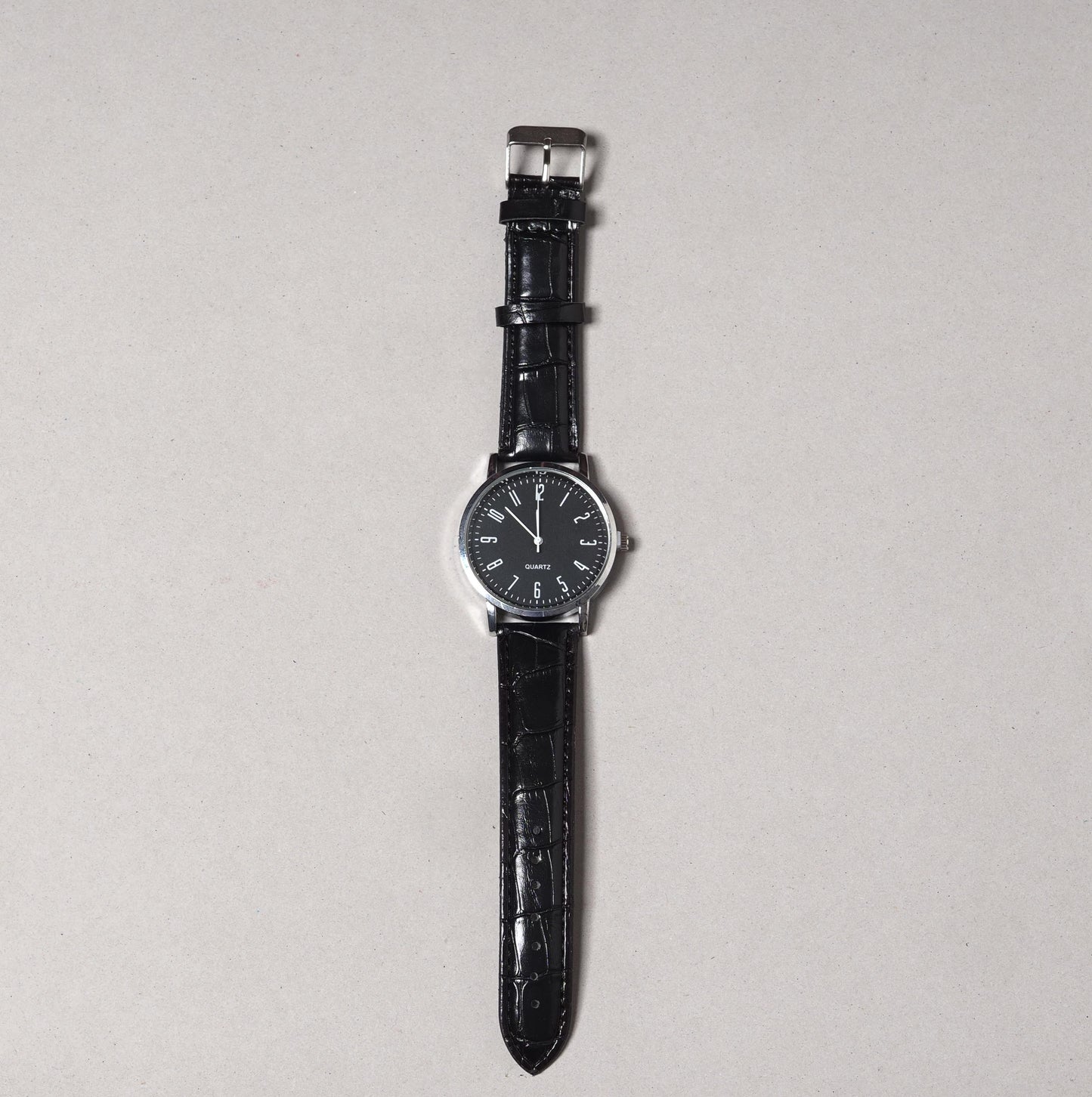 Black Silver Leather Strap Watch